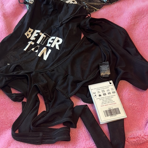 Tan-through one piece - Picture 11 of 11